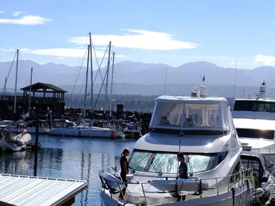 Comox Bay Marina in Courtenay, Canada — photo 4