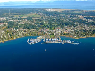 Comox Bay Marina in Courtenay, Canada — photo 2