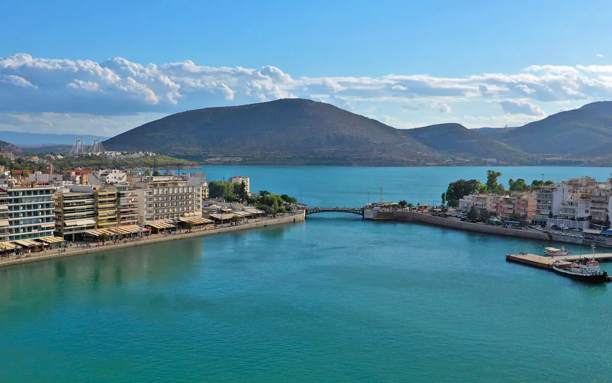 Chalkis Commercial Port, marina in Chalkida, Greece — photo 4