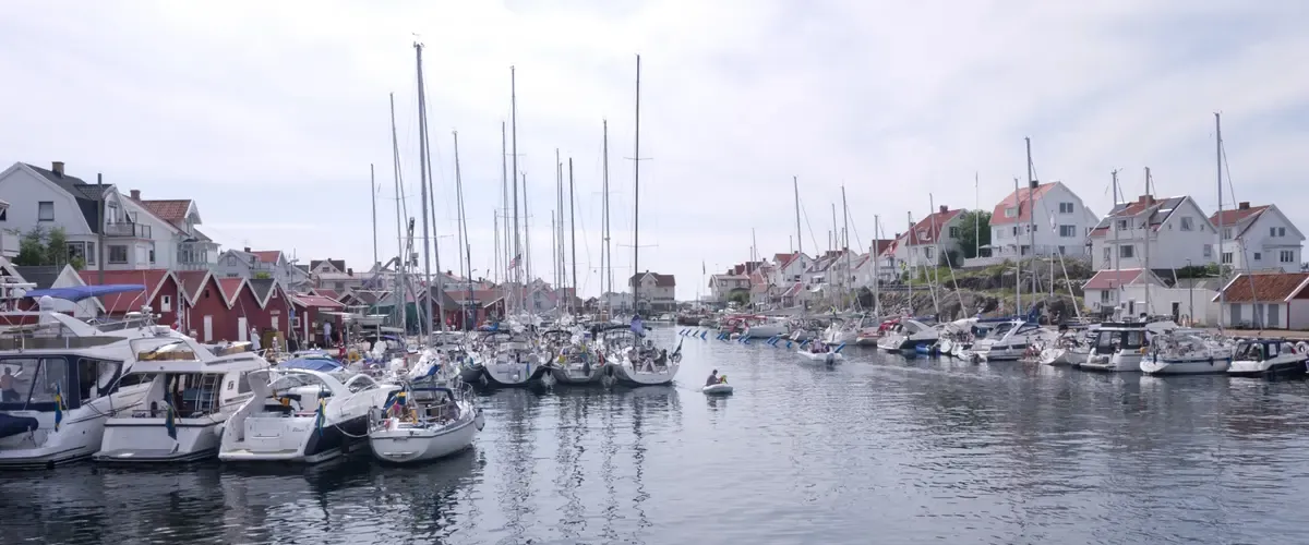 Åstols Hamn, marina in Stora Dyrön, Sweden — photo 2