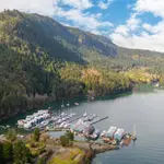 Genoa Bay