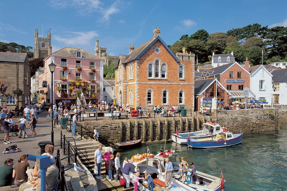 Fowey Harbour, marina in Fowey, United Kingdom — photo 2