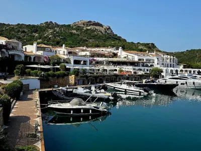 Poltu Quatu Harbour, marina in Poltu Quatu, Italy — photo 2