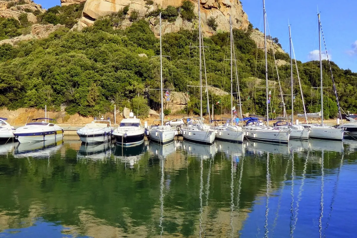 Poltu Quatu Harbour, marina in Poltu Quatu, Italy — photo 3