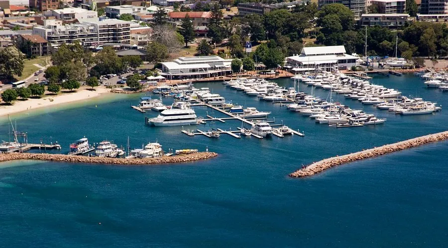 d'Albora Marina in Nelson Bay, Australia — photo 4
