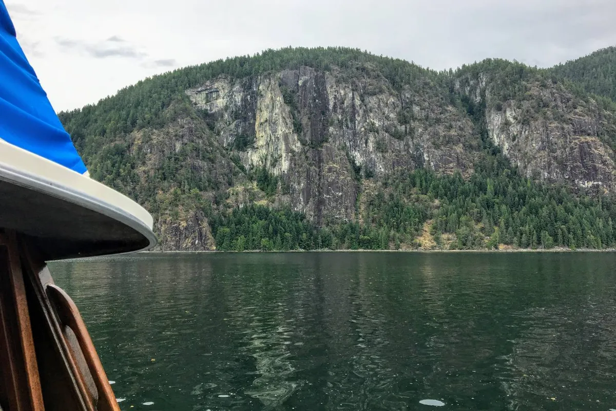 Roscoe Bay, anchorage in Canada — photo 2