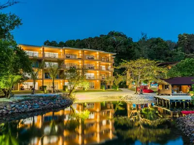 Koh Chang Marina in Baan Salak Phet, Thailand — photo 3