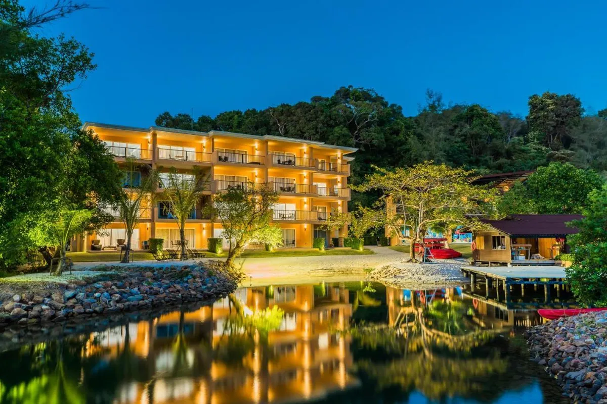 Koh Chang Marina in Baan Salak Phet, Thailand — photo 3