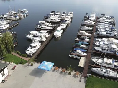 Hafen Unruh Marine, marina in Werder (Havel), Germany — photo 2