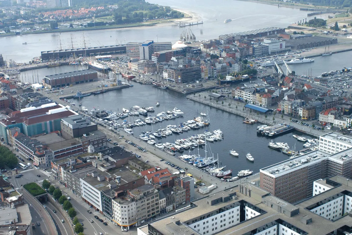 Jachthaven Willemdok, marina in Antwerp, Belgium — photo 4