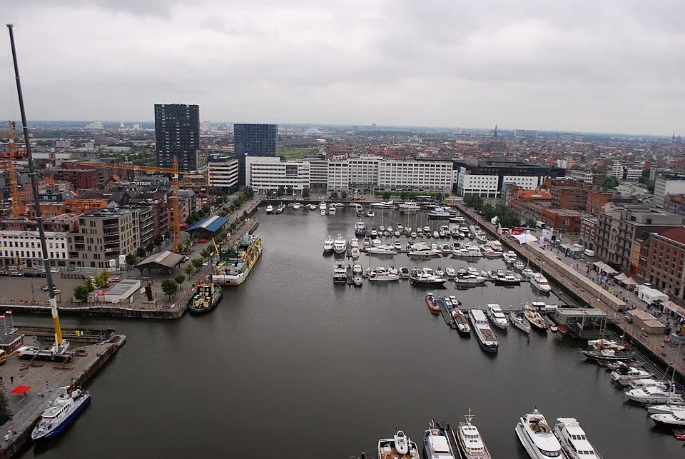 Jachthaven Willemdok, marina in Antwerp, Belgium — photo 8