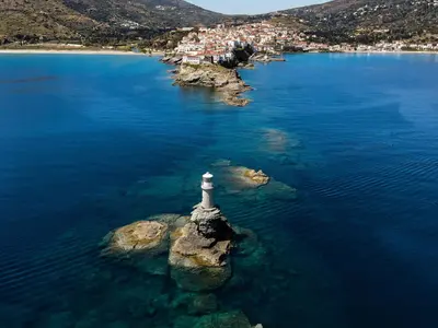Korthiou Marina in Ormos Korthiou, Greece — photo 2