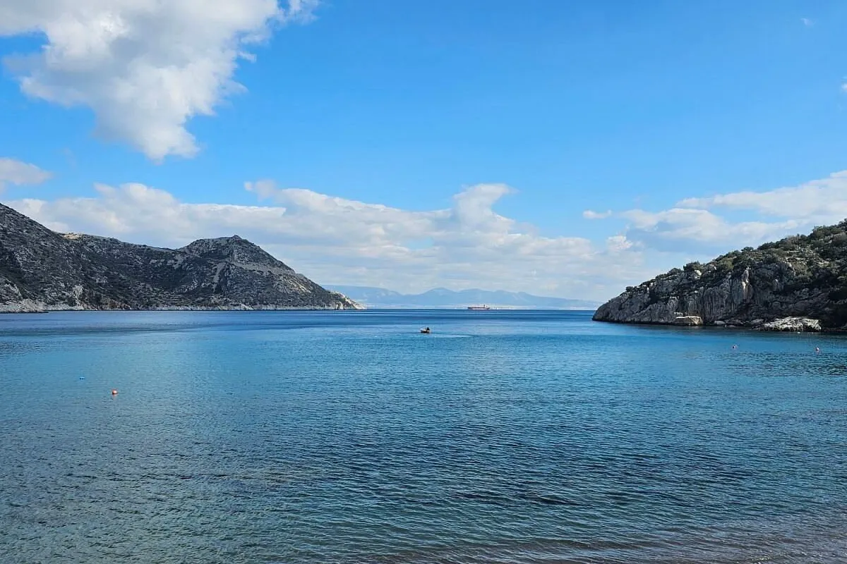 Kakis Viglas Bay in Salamina Municipal Unit, Greece — photo 3