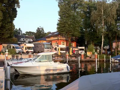 Yachthafen Wendenschloß - Historisches Fährhaus, marina in Berlin, Germany — photo 2