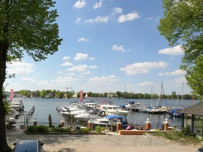 Yachthafen Wendenschloß - Historisches Fährhaus, marina in Berlin, Germany — photo 3
