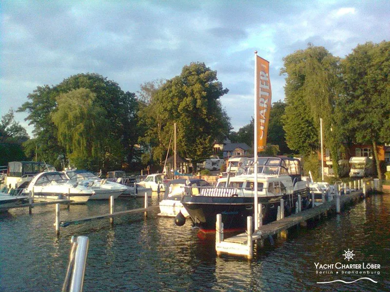 Yachthafen Wendenschloß - Historisches Fährhaus, marina in Berlin, Germany — photo 4