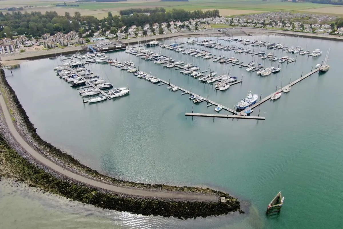 Roompot Marina in Kamperland, Netherlands — photo 2