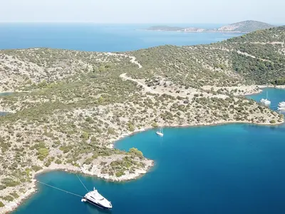 Port N.Peramou, marina in Nea Peramos, Greece — photo 4