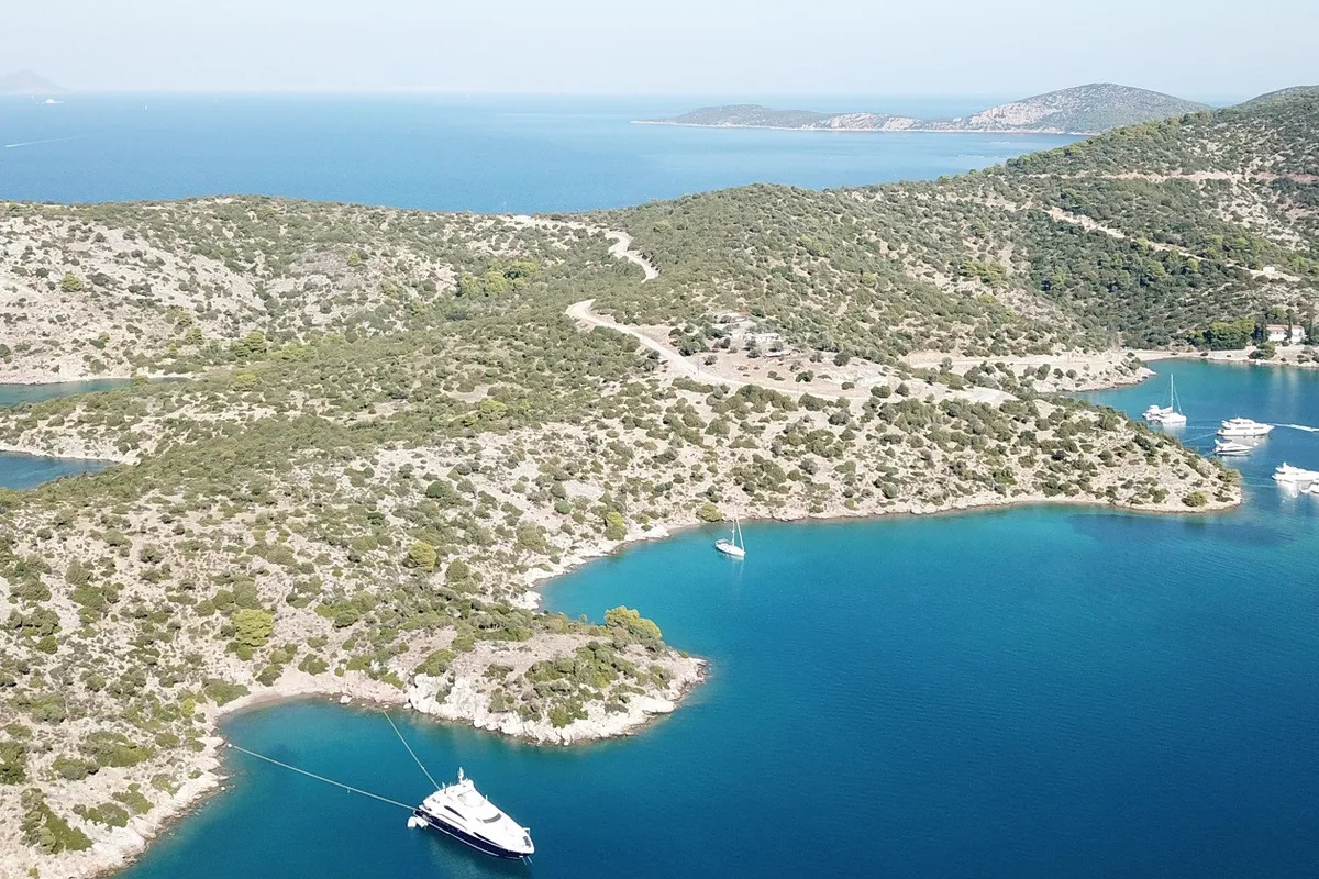 Port N.Peramou, marina in Nea Peramos, Greece — photo 4