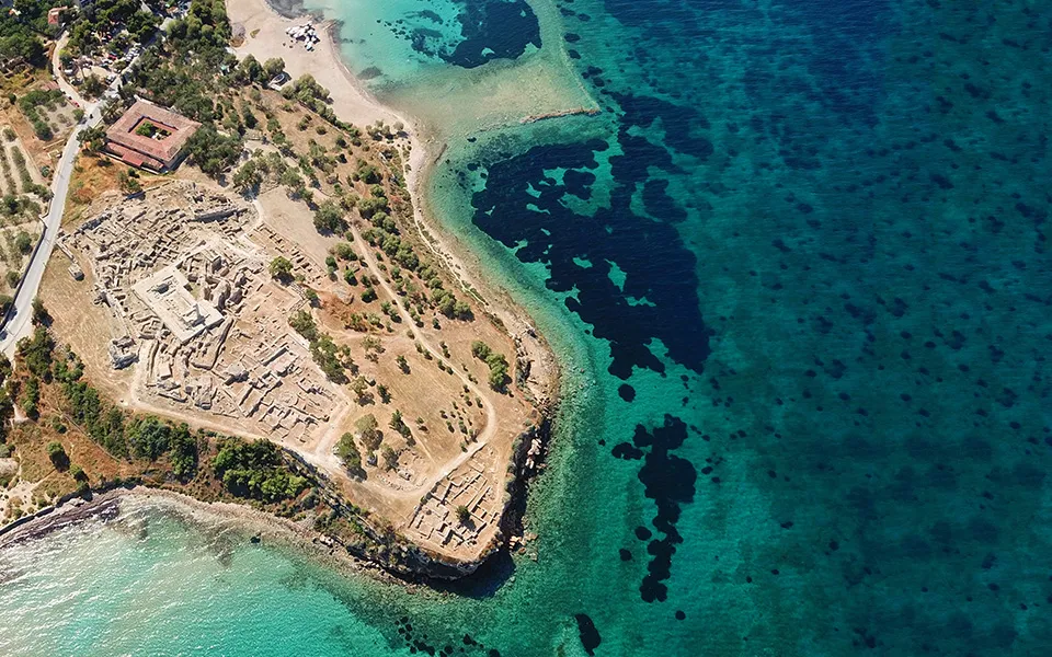 Karyoti Bay in Perdika, Greece — photo 2