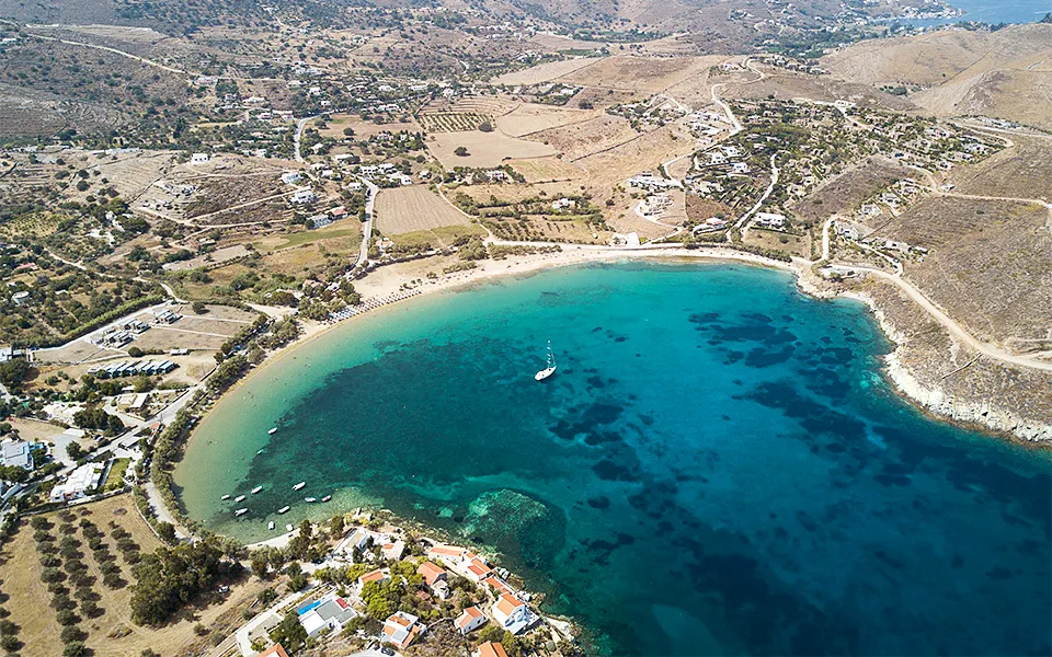 Makryopounda Bay in Poisses, Greece