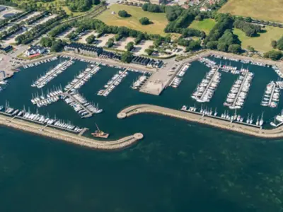 Kastrup Lystbådehavn, marina in Kastrup, Denmark — photo 2