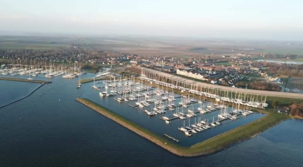 Herkingen marina in Herkingen, Netherlands — photo 6