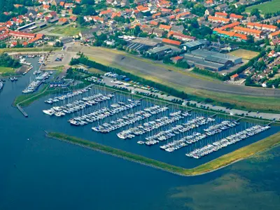 Herkingen marina in Herkingen, Netherlands — photo 2