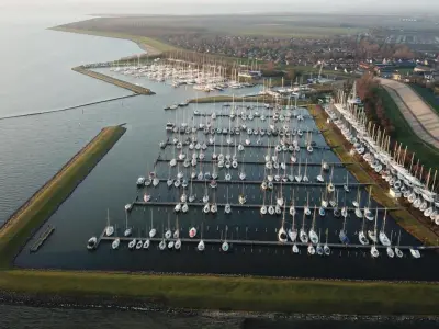 Herkingen marina in Herkingen, Netherlands — photo 5