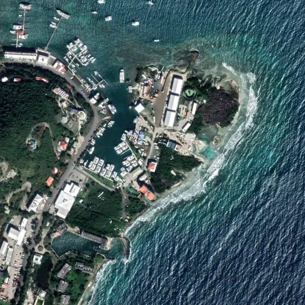 Hodge's Creek Marina in Parham Town, British Virgin Islands — photo 4