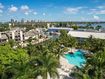 Lauderdale Marina in Fort Lauderdale, United States — photo 2
