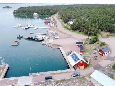 Sottunga Harbour, marina in Sottunga, Finland — photo 2