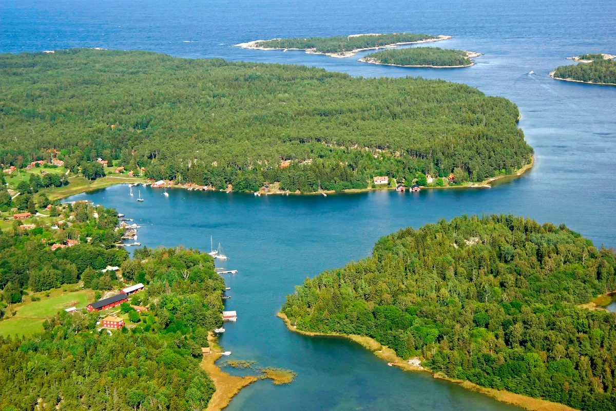 Arholma Östra Gästhamn, marina in Österhamn, Sweden — photo 6