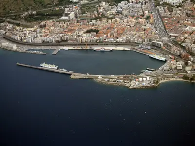 Porto di Reggio Calabria, marina in Reggio Calabria, Italy — photo 3