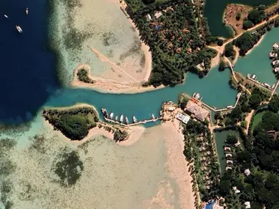 Musket Cove Marina in Nadroga-Navosa, Fiji — photo 5