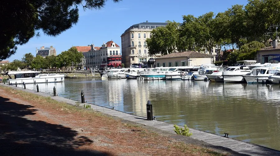 Petit Bassin, marina in Castelnaudary, France