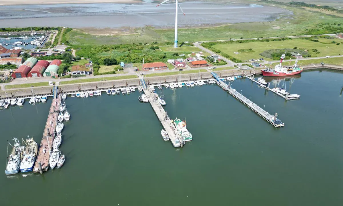 Schutzhafen Borkum, marina in Borkum, Germany — photo 5