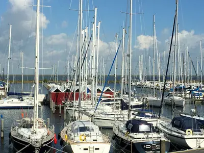 Jachthaven Feenstra, marina in Warten, Netherlands — photo 3