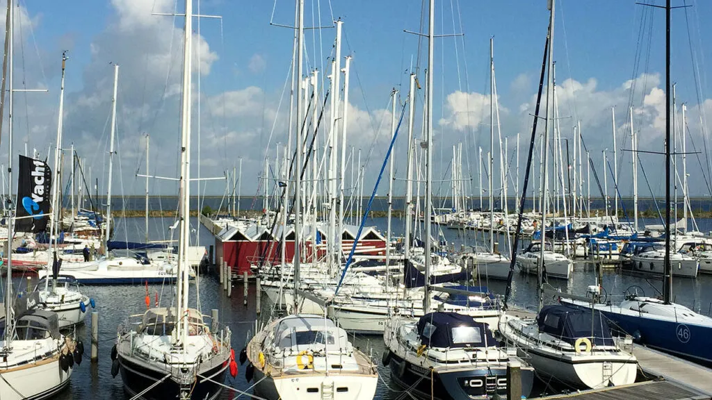 Jachthaven Feenstra, marina in Warten, Netherlands — photo 3