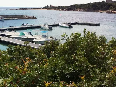 Port de Gurgazu, marina in Bonifacio / Bunifaziu, France — photo 2