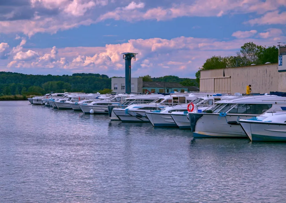 Port de Plaisance de Hesse, marina in Hesse, France — photo 6