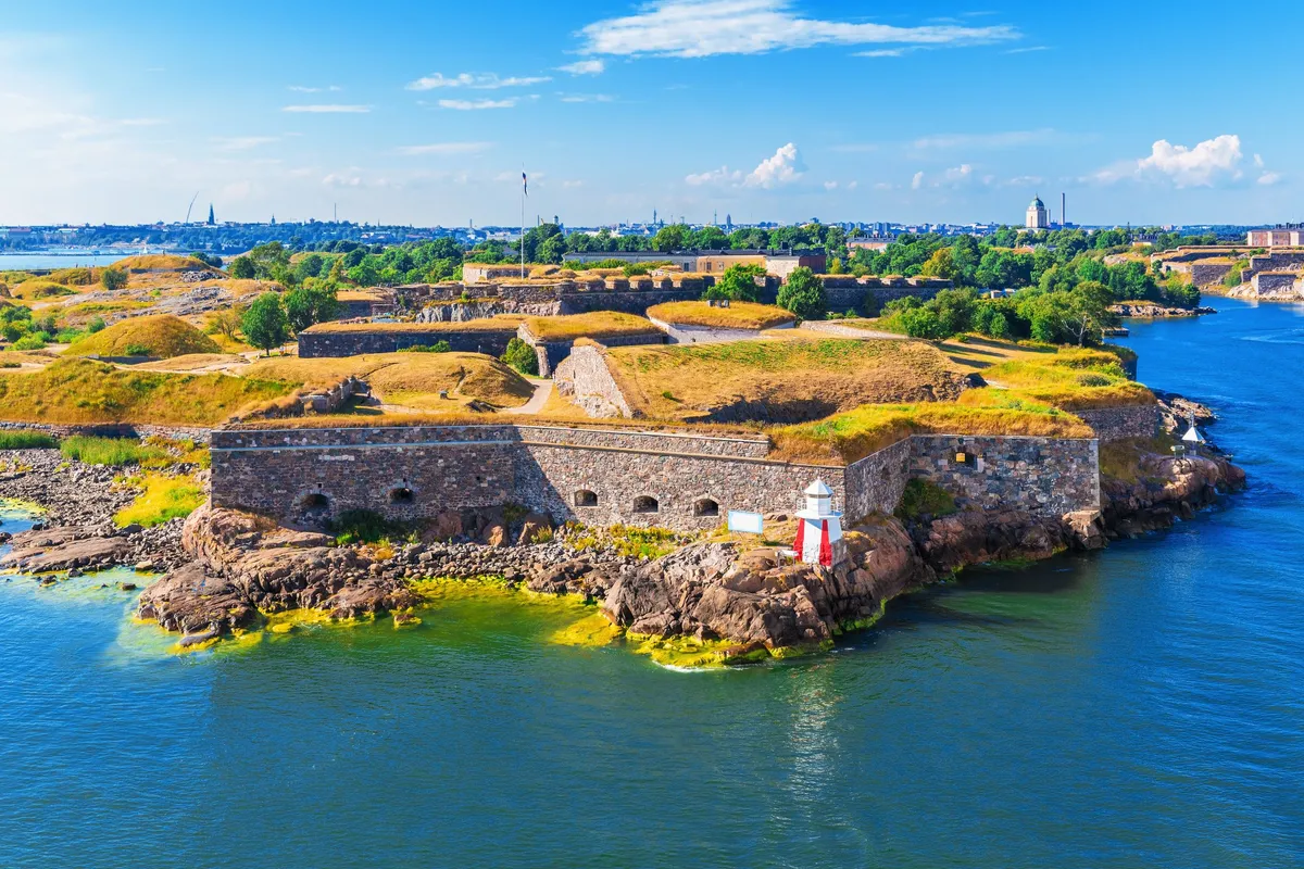 Suomenlinnan Pursiseuran (SuPs) satama Marina in Helsinki, Finland — photo 3