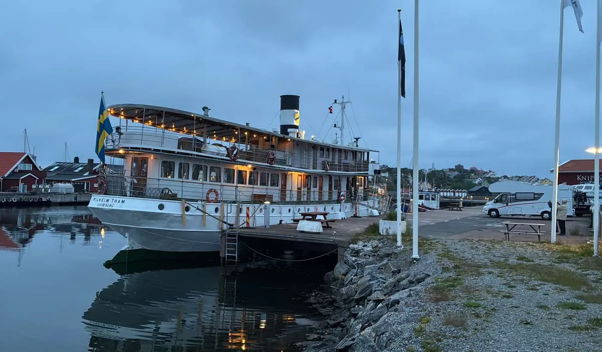 Knippla gästhamn, marina in Källö-Knippla, Sweden