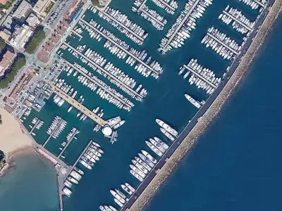 Port du Pilon, marina in Saint-Tropez, France — photo 2