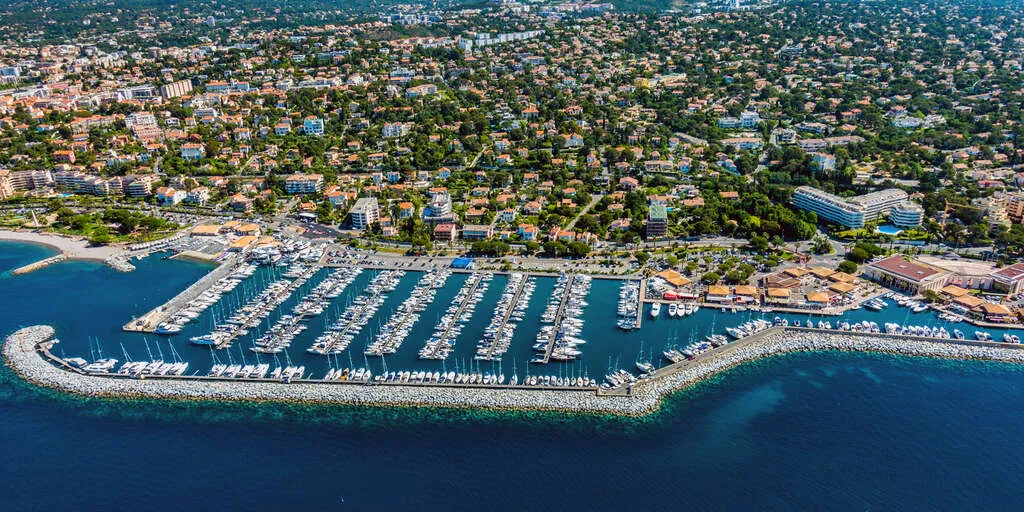 Port de Santa-Lucia, marina in Saint-Raphaël, France