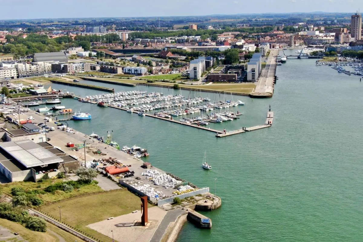 Port de Plaisance Yacht Club de la Mer du Nord, marina in Dunkirk, France — photo 6