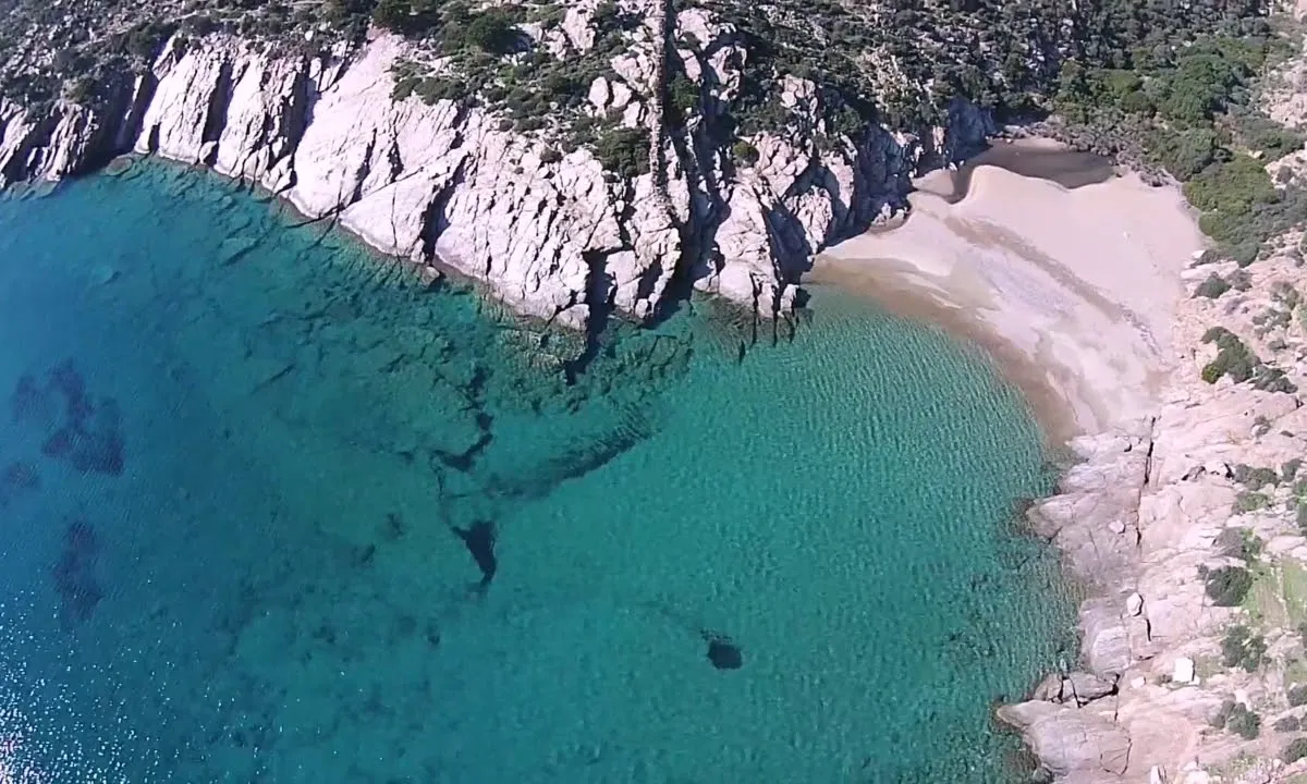 Three Churches Bay in Manganari, Greece — photo 4