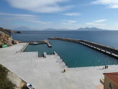 Agios Kirykos marina (new) in Agios Kirikos, Greece — photo 2
