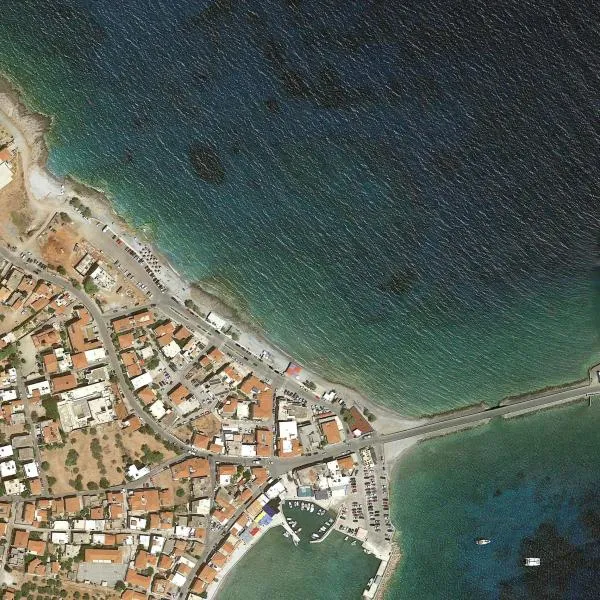 Marina Elafonisou in Βιγκλάφια, Greece — photo 2