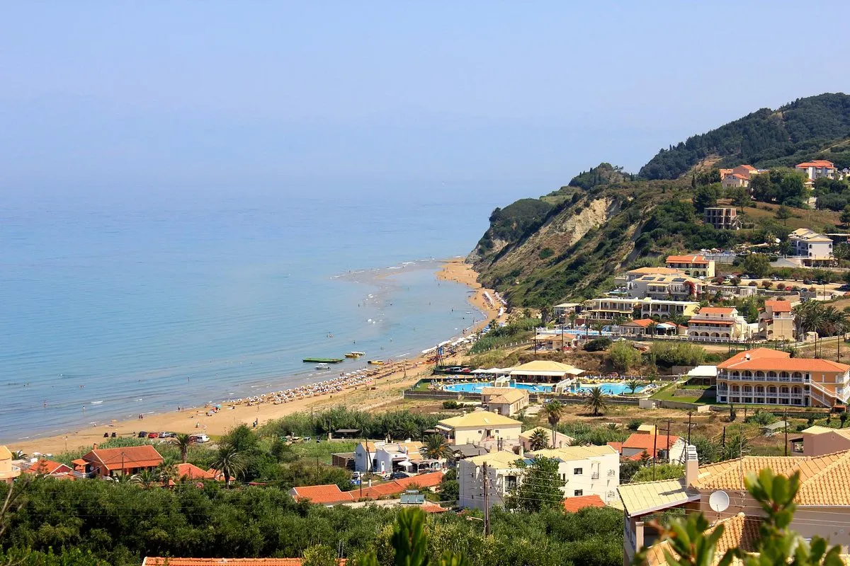 Arilla Bay in Saoulatika, Greece — photo 4